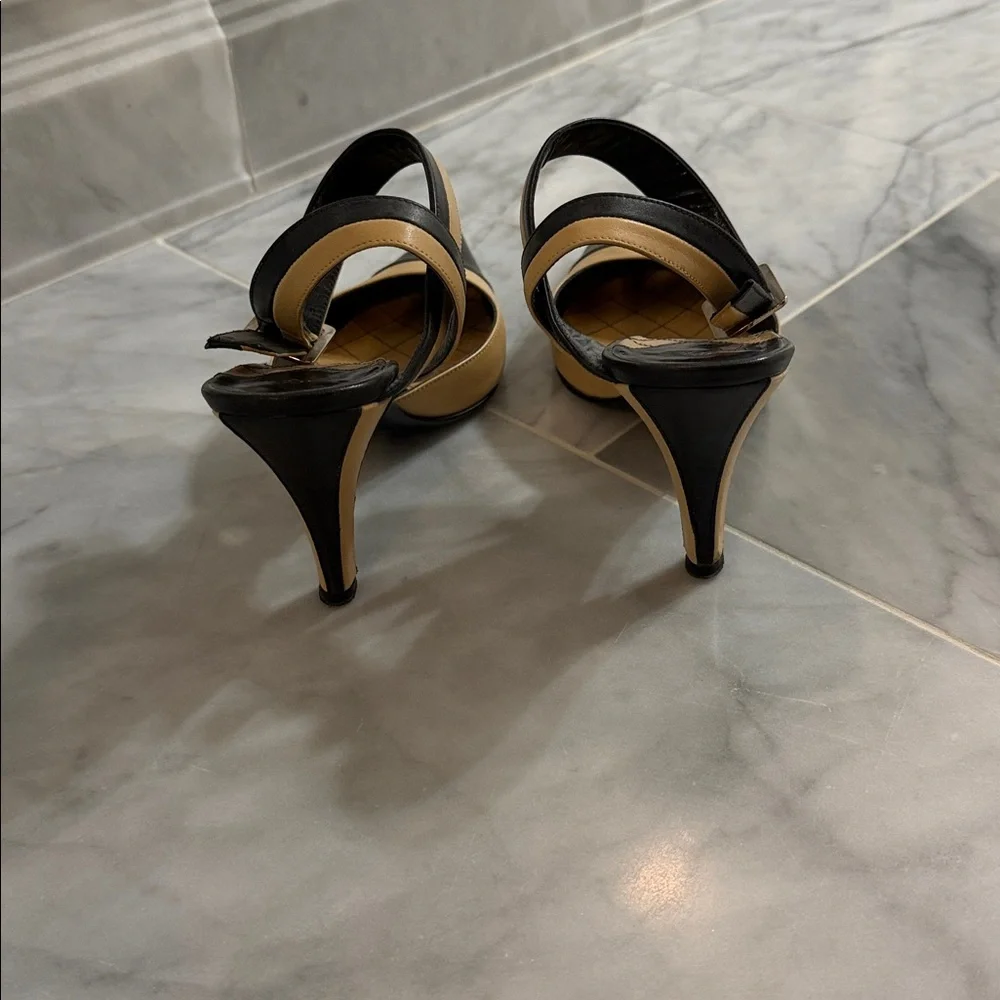CHANAL Elegant Black and Tan Women's Heels - Picture 3 of 8